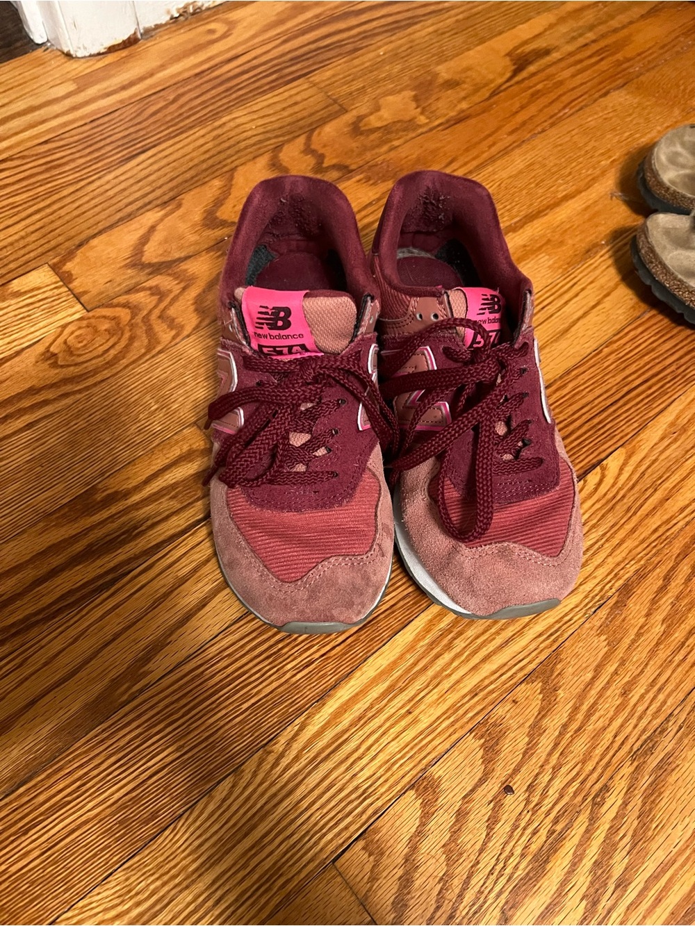 New Balance Women’s Maroon and Pink Athletic Sneakers
